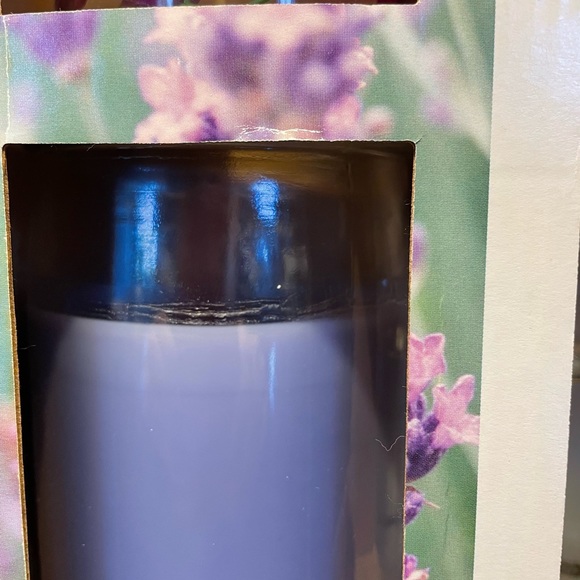 3-piece Candle $ Reed Diffuser Set - Picture 4 of 4